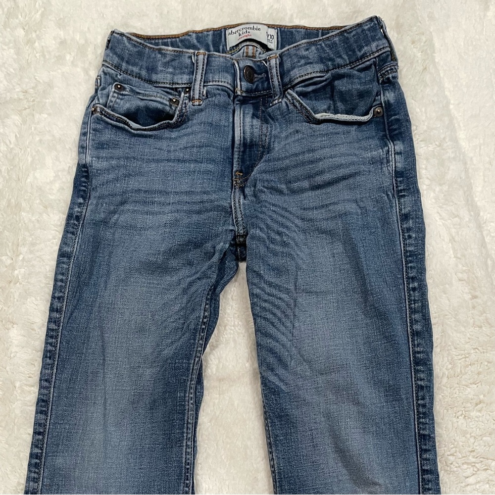 Abercrombie Kids Boys Classic Blue Straight Stretch Jeans